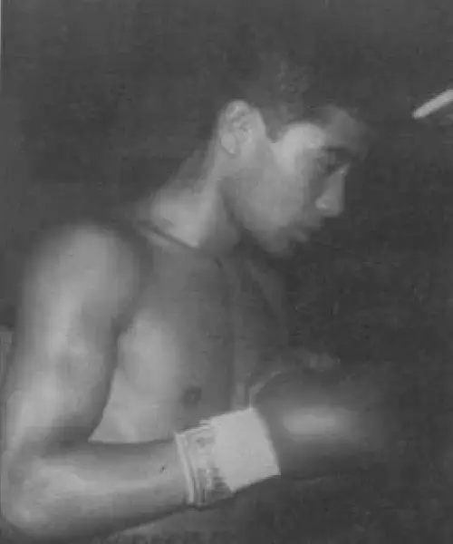 Yoshiji Soeno na missao Tailandia — campeonato de Muay Thai